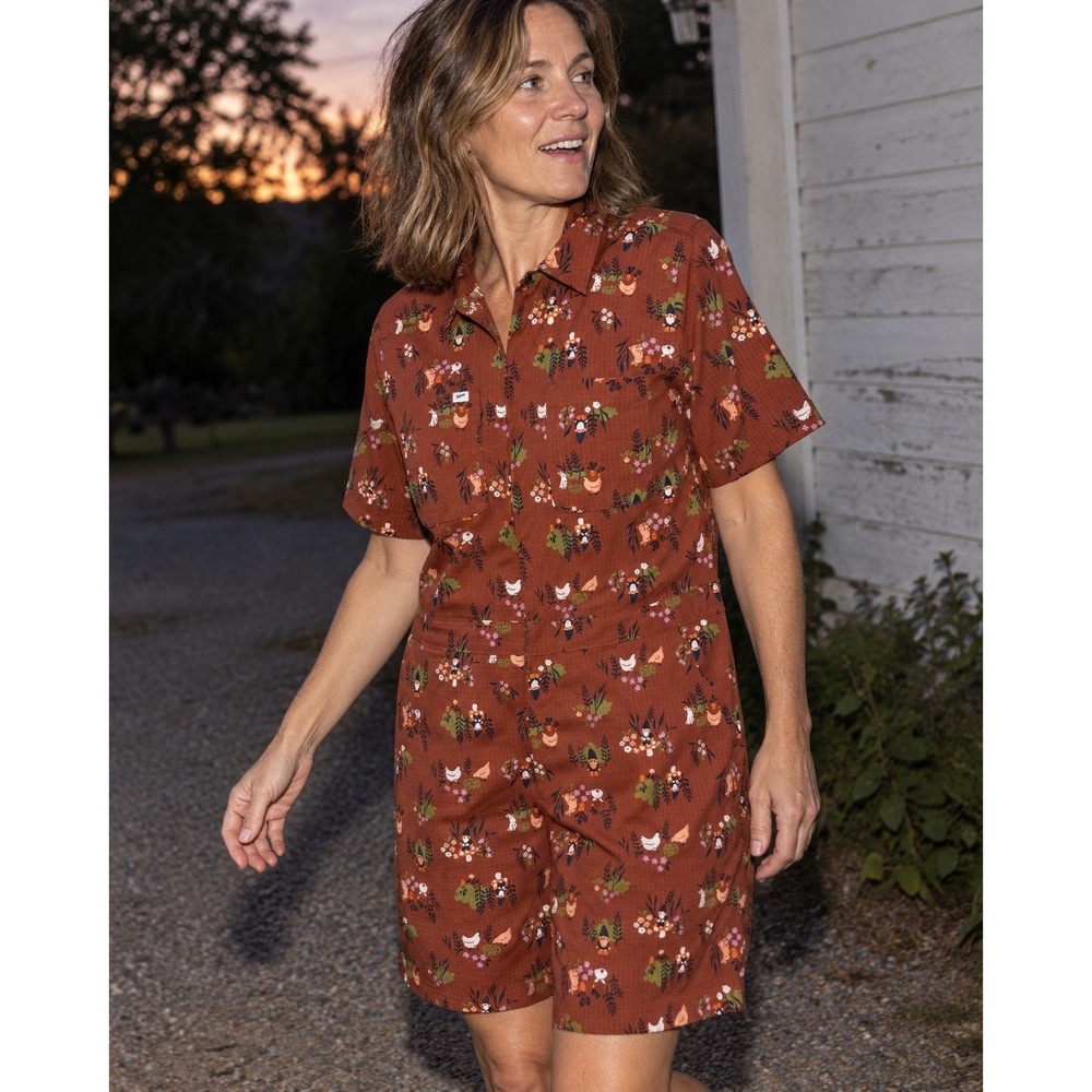 Duluth Trading Henna Garden Gnomes Heirloom Gardening Short Coveralls Rust L